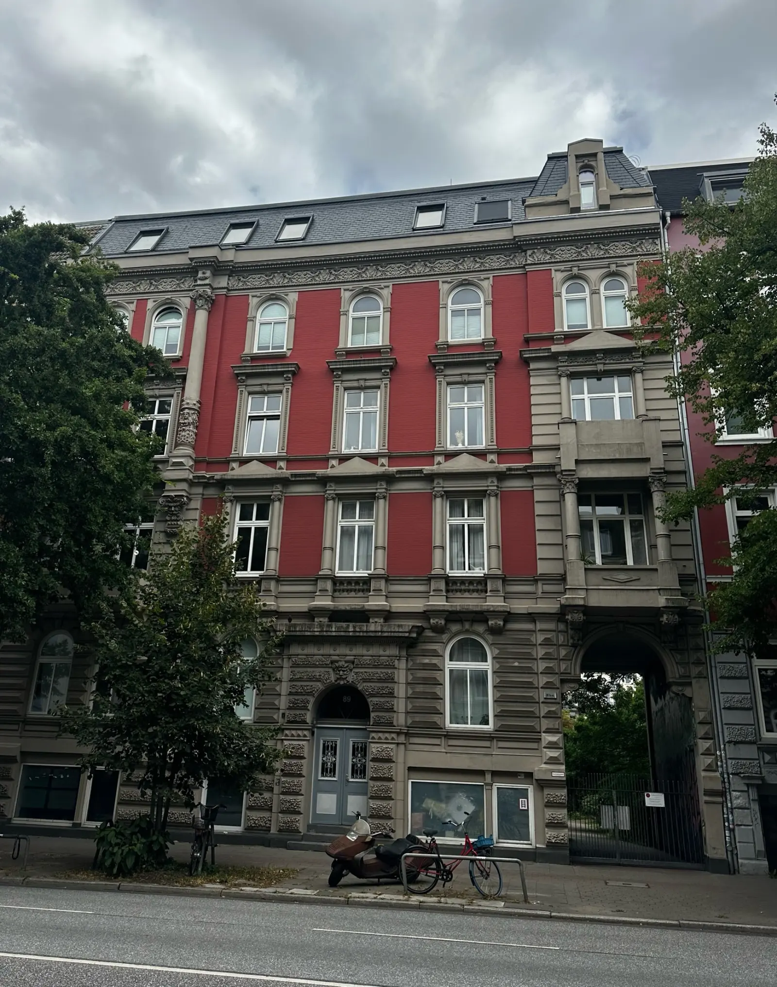 Fachada histórica de Stresemannstraße 89 en Hamburgo